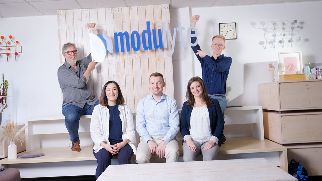 Unternehmensfilm für Modulyte über modulare Holzbauelemente